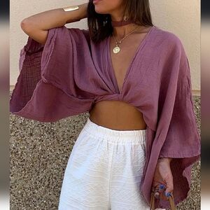 🌺 Tie-Front Long Sleeve Cropped Blouse